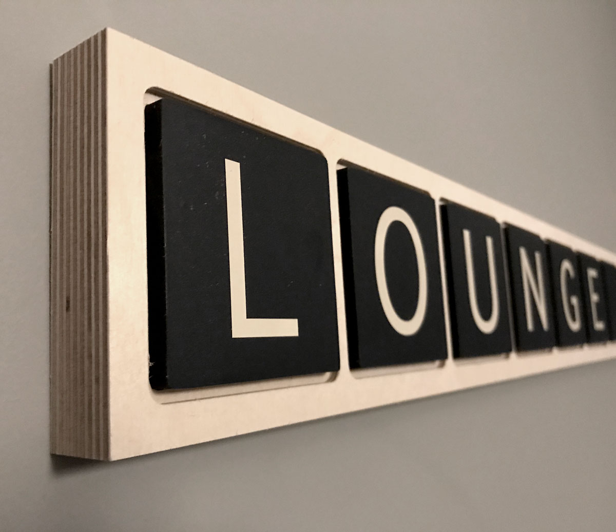 bes-lounge-letters